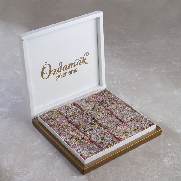 ANTEP FISTIKLI TURNA YEMİŞLİ LOKUM