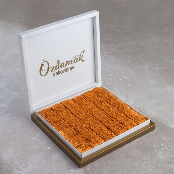 LOTUSLU FINDIKLI HÜNKAR